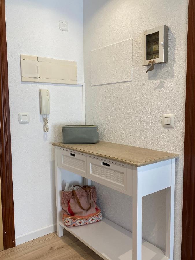 Precioso Apartamento A Estrenar En El Centro De Ezcaray 6-8 Pax Luaran gambar