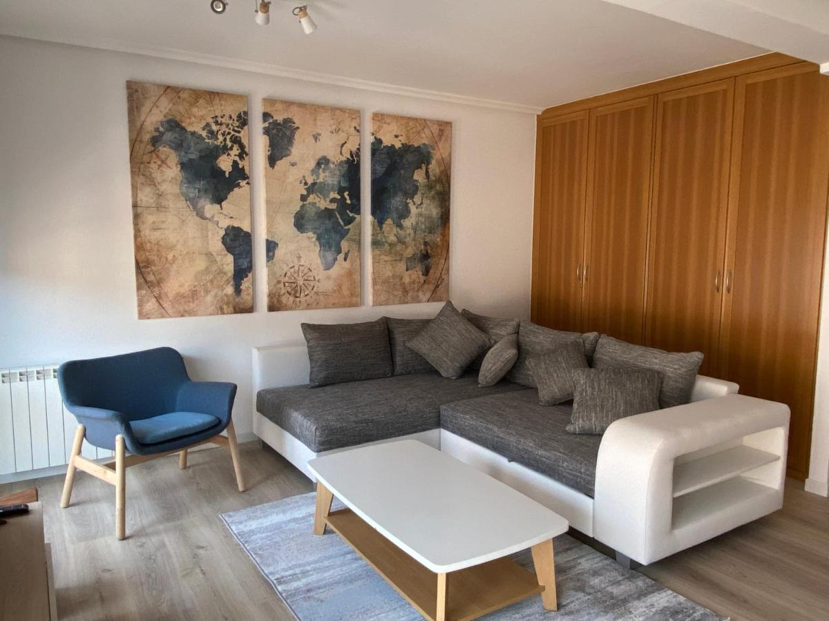Precioso Apartamento A Estrenar En El Centro De Ezcaray 6-8 Pax Luaran gambar